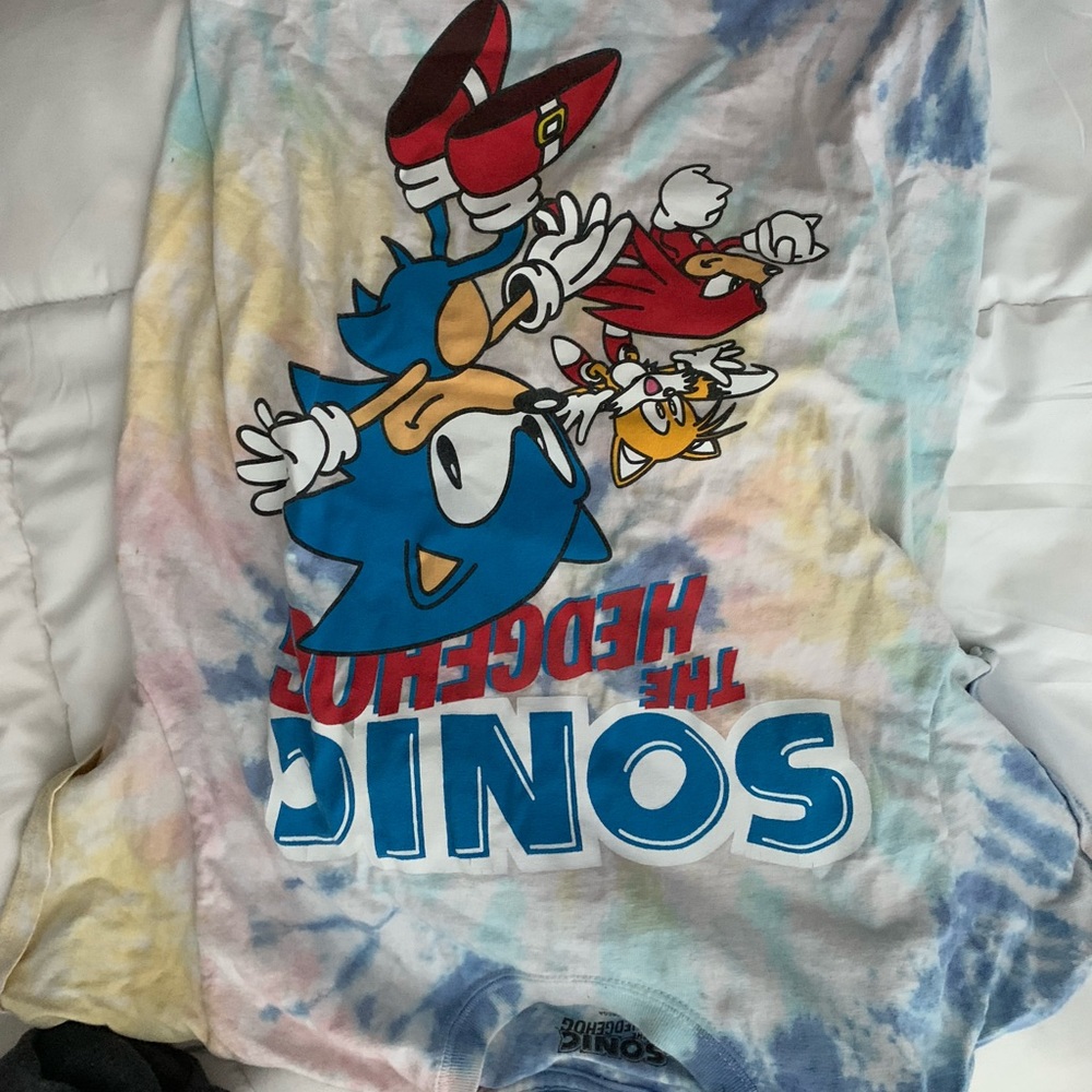 sonic t shirt